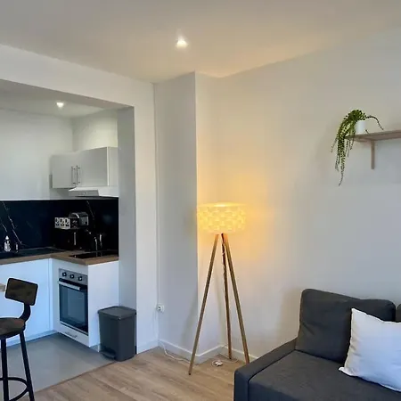 Centre - La Fenetre De L'ecusson Apartmán *